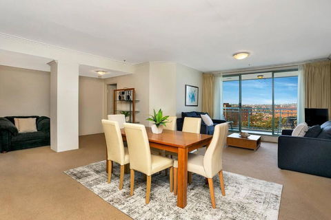 ALF49-Huge 2BR Penthouse Style, Great Water Views - Tourism Hervey Bay 1