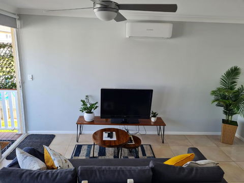 Alkion Villa - Tourism Hervey Bay 3