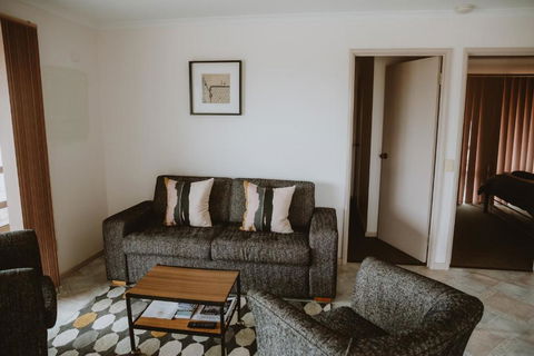 Alkoomi Chalets - Tourism Hervey Bay 2
