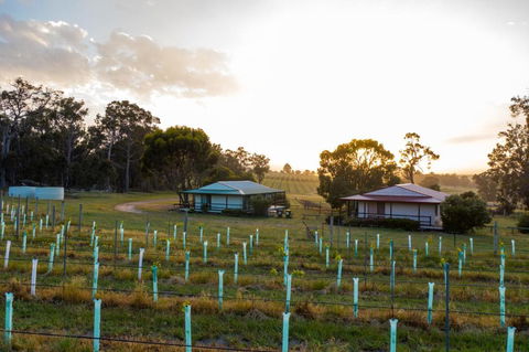 Alkoomi Chalets - Tourism Hervey Bay 0