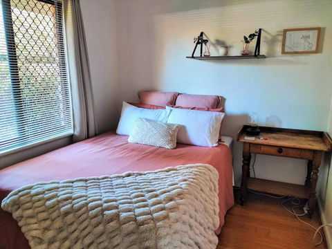 All The Comforts By The Lake - Tourism Hervey Bay 0