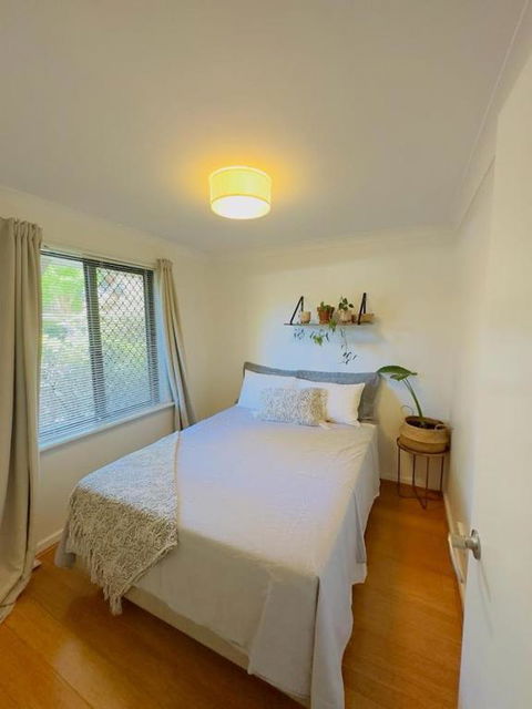 All The Comforts By The Lake - Tourism Hervey Bay 2