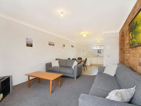 Allamanda Court Unit 6 - Tourism Hervey Bay 0