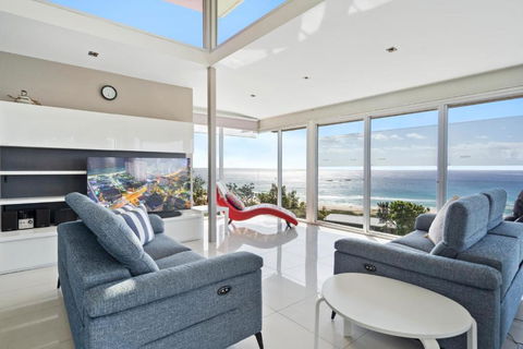 Allure - Tourism Hervey Bay 0