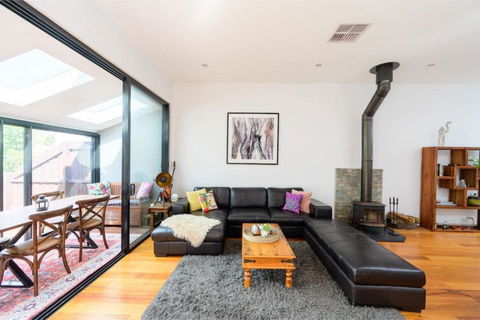Alma, Art Deco Home In Caufield North - Tourism Hervey Bay 3