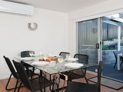 Aloha Beach House - Tourism Hervey Bay 1