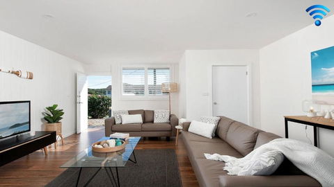 Aloha Beach House - Tourism Hervey Bay 0