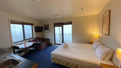 Alpine Heights 14 - Tourism Hervey Bay 0