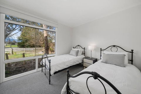 Alpine Hills Hideaway - Tourism Hervey Bay 3