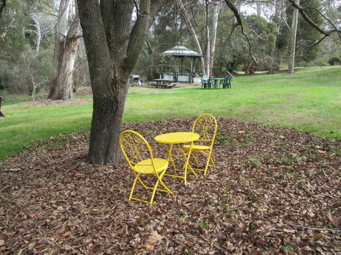 Alpine Riverside Cottages - Tourism Hervey Bay 3