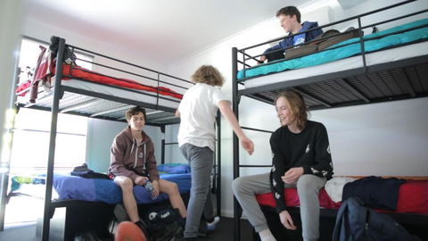 Alpine Sports Lodge - Tourism Hervey Bay 0