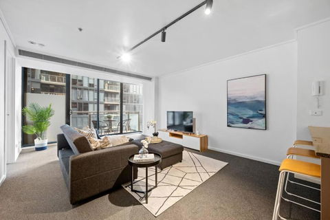 Amaya-Modern Southbank Living-Close To Crown & Yarra River - Tourism Hervey Bay 3