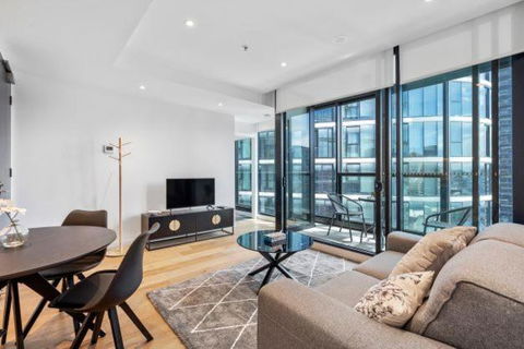 Amazing 1BR Apartment W Pool - Tourism Hervey Bay 0