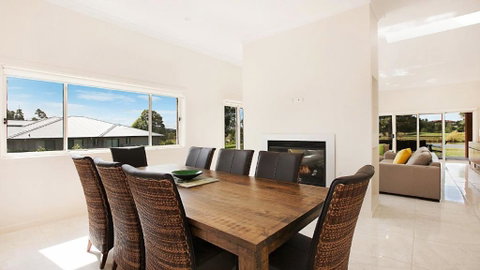 Amber Lakes - The Vintage - Hervey Bay Accommodation 2