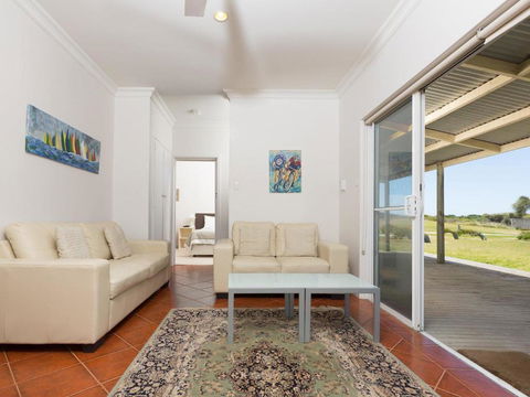 Amhurst Cottage - Tourism Hervey Bay 3