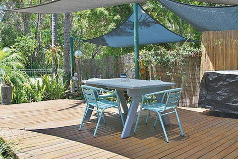 AMITY BEACH BUNGALOW - Tourism Hervey Bay 0