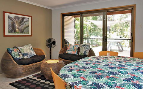 AMITY BEACH BUNGALOW - Tourism Hervey Bay 1