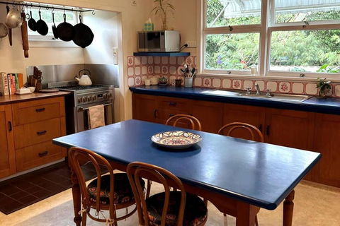Amity Jigsaw House - Tourism Hervey Bay 0