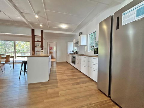 Amity Ohana - Tourism Hervey Bay 2