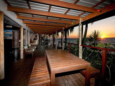 AMITY SHAWS - Tourism Hervey Bay 2