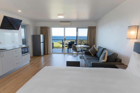 Amooran Oceanside Apartments And Motel - Tourism Hervey Bay 1