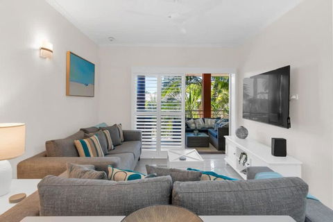 Amphora Palms - By Reef Stays - Tourism Hervey Bay 0