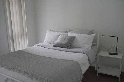 An Executive 3 Bedroom New House, All To Yourself - Tourism Hervey Bay 1
