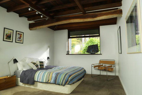 Anagama House & Studio - Tourism Hervey Bay 3