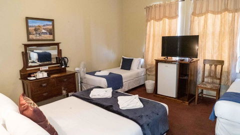 Anchorage Seafront Hotel - Tourism Hervey Bay 3