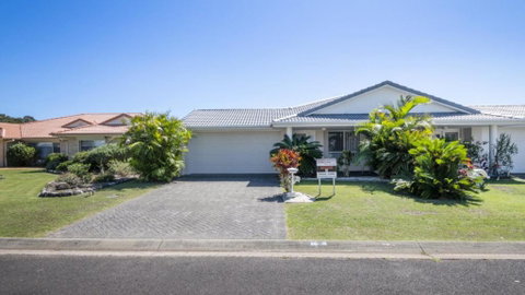 Anchorage Waterfront Unit In Yamba - Hervey Bay Accommodation 0