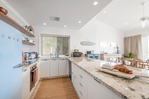 Andari Holiday Apartments - Tourism Hervey Bay 3