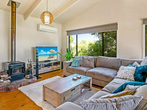 Anderson Views - Tourism Hervey Bay 0