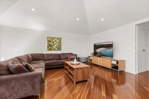 Anatoli By Experience Jervis Bay - Tourism Hervey Bay 3