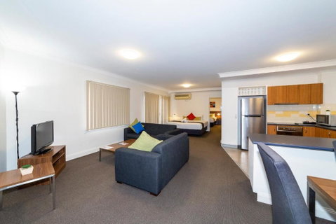 Amazing Accommodations: St Kilda - Hervey Bay Accommodation 4