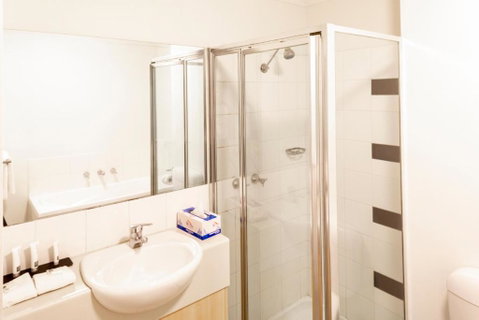 Amazing Accommodations: St Kilda - Hervey Bay Accommodation 2