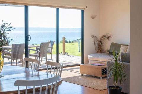 Antechamber Bay Retreats - Tourism Hervey Bay 4