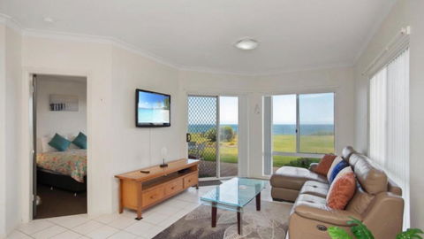 Apartment 16 - The Meridian - Tourism Hervey Bay 3