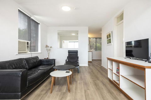 Apartment 201 - Fremantle Studio Apartment With Ocean And Harbour Views - Tourism Hervey Bay 3