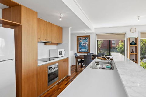 Apartment 5 Pacific Apartments - Tourism Hervey Bay 3