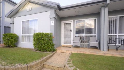Apartment 5 - The Meridian - Tourism Hervey Bay 0
