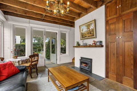 Apollo Bay Guesthouse - Tourism Hervey Bay 2