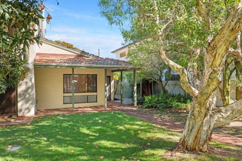 Applecross Village Gem 2BR - Hervey Bay Accommodation 0