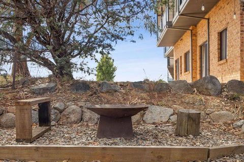 Apres 9 - Tourism Hervey Bay 3