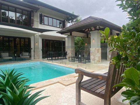 AQUA Beachfront Villa Port Douglas - Tourism Hervey Bay 3