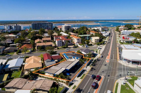 Aqua Blue Motel - Hervey Bay Accommodation 3