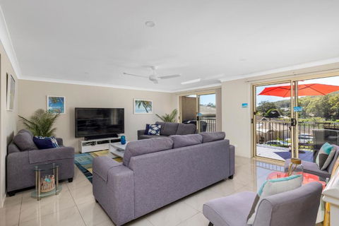 Aqua Lagoon - Great Family Beach Getaway - Tourism Hervey Bay 2