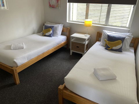 Aqua Promenade Beachfront Holiday Apartments - Tourism Hervey Bay 3
