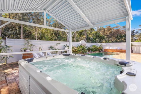 Aquablue Holiday Home - Hot Spa & Pool - 2m Walk To Beaches - Tourism Hervey Bay 1