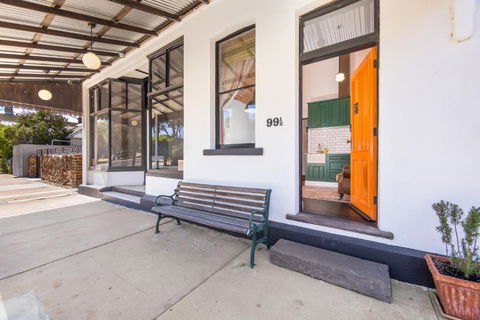 Arapiles Crash Pad - Tourism Hervey Bay 0