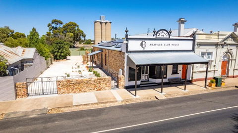 Arapiles Crash Pad - Tourism Hervey Bay 1